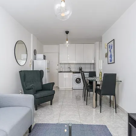 White 1-bedroom By Mackenzie Apartment